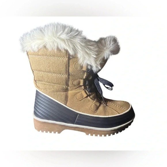 Winter Boots - Size 9 - Picture 6 of 6
